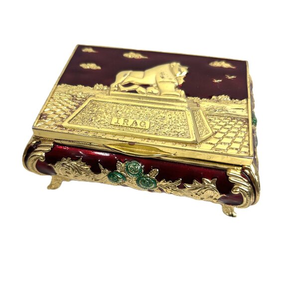 Jewelry Trinket Box Iraq Lion of Babylon gold tone faux jewels VTG - Picture 2 of 13